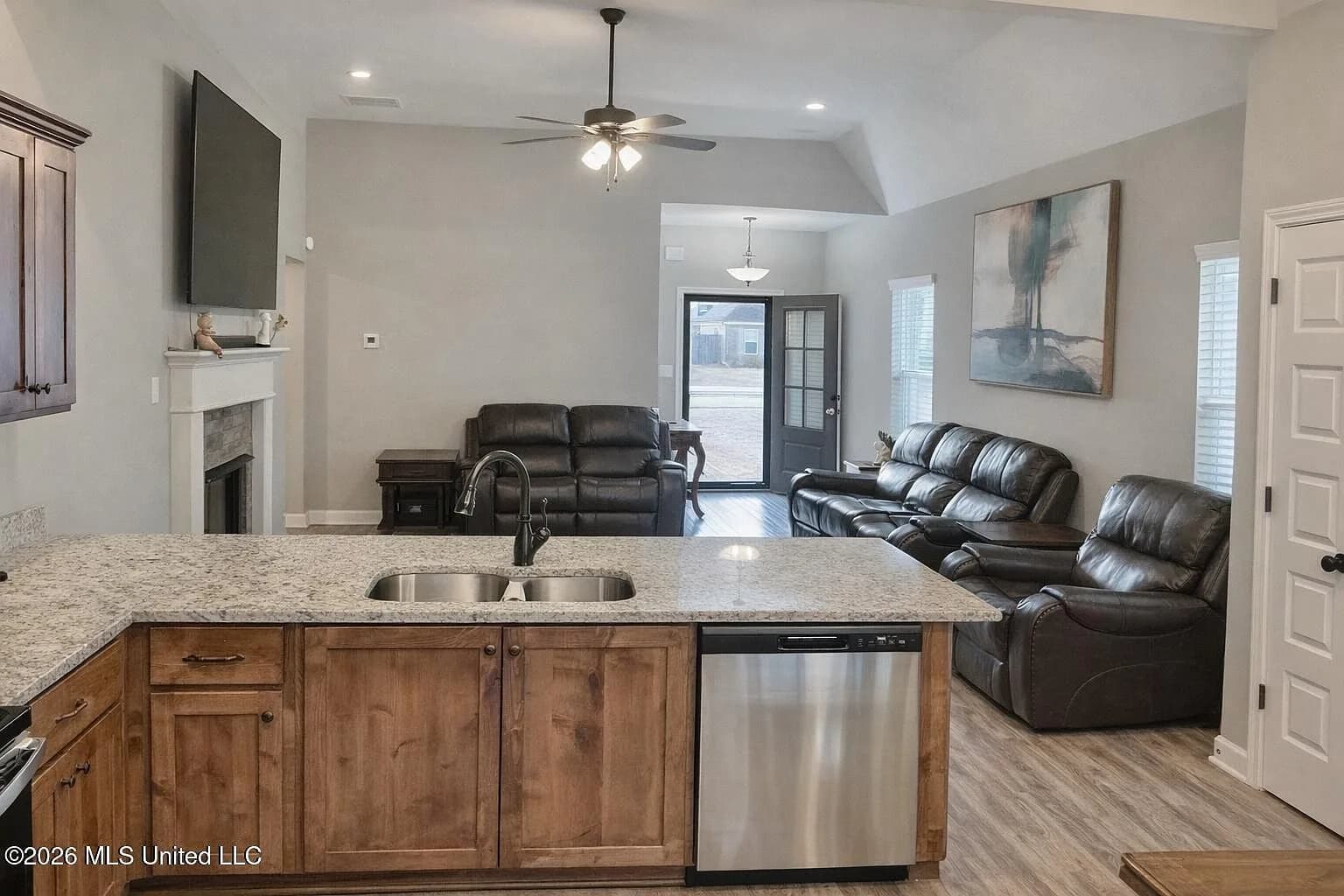8642 Lois Ln, Southaven, MS 38672 — photo 5