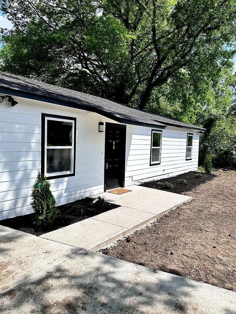 512 S 20th St, West Memphis, AR 72301 — photo 2