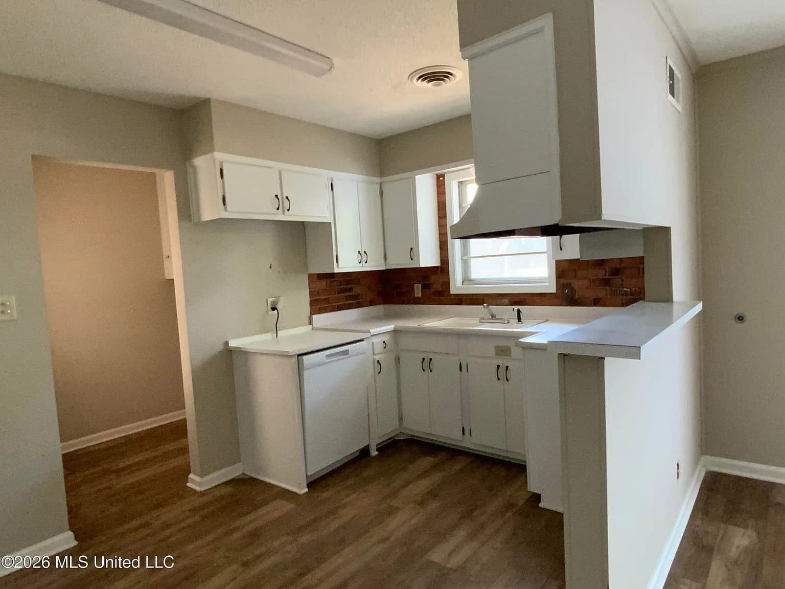 8313 Dottley Dr, Southaven, MS 38671 — photo 4