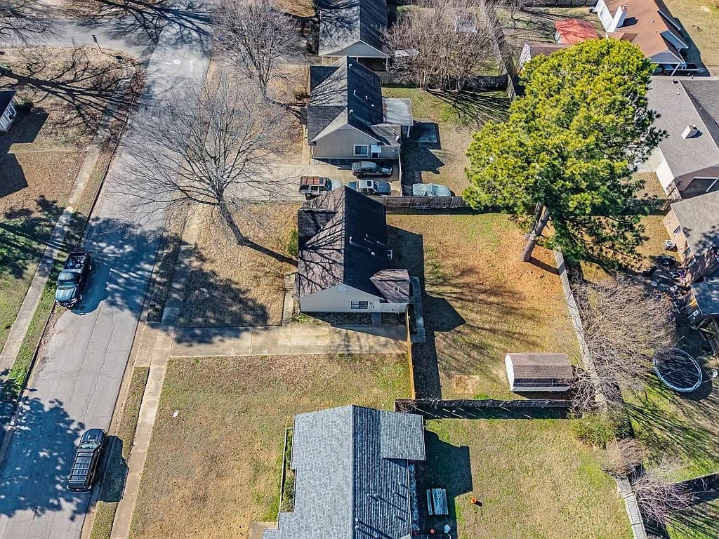 1926 Tissington Dr, Horn Lake, MS 38637 — photo 3