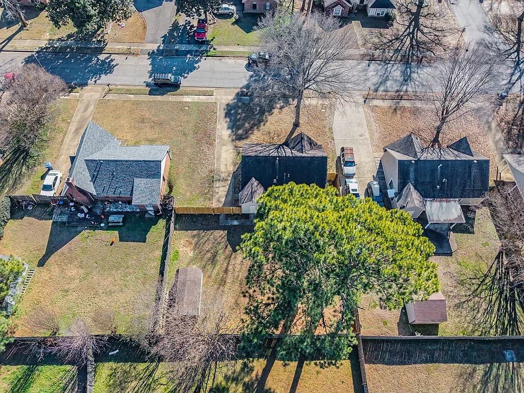1926 Tissington Dr, Horn Lake, MS 38637 — photo 4