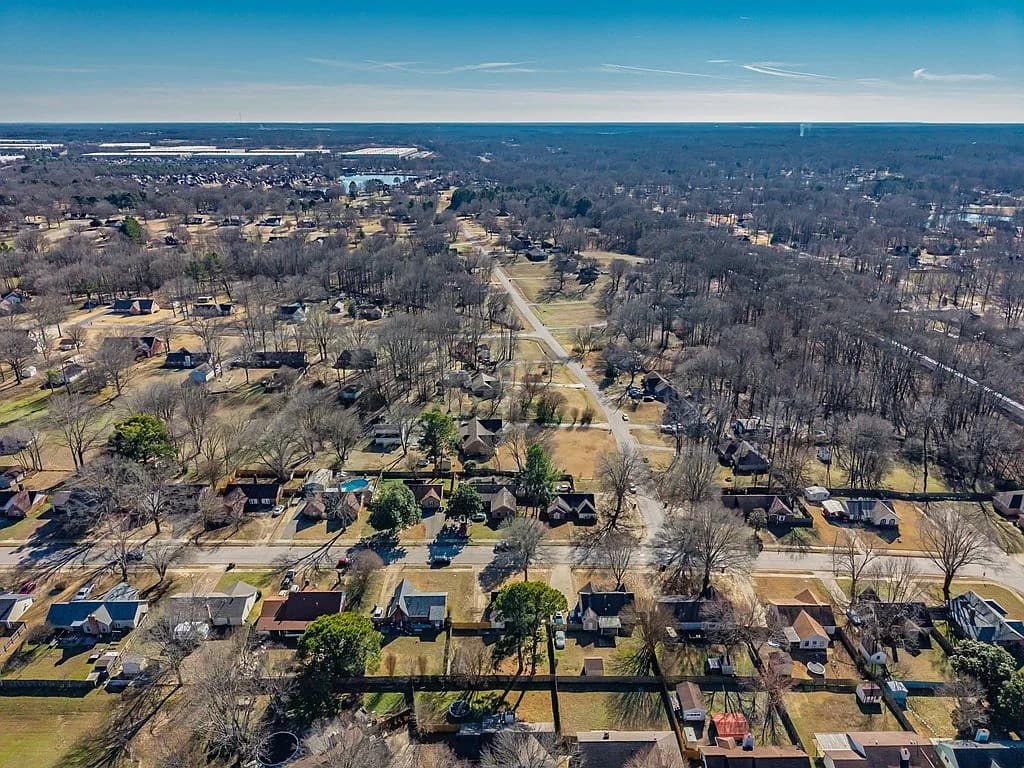 1926 Tissington Dr, Horn Lake, MS 38637 — photo 9