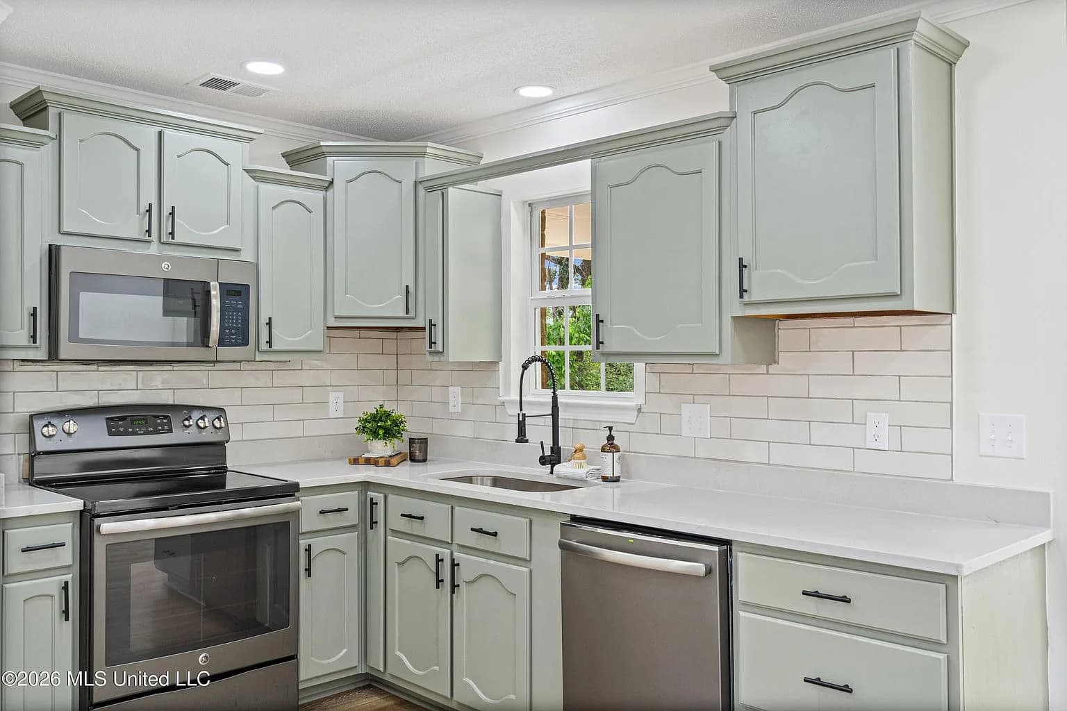 9837 Alexanders Ridge Dr, Olive Branch, MS 38654 — photo 13