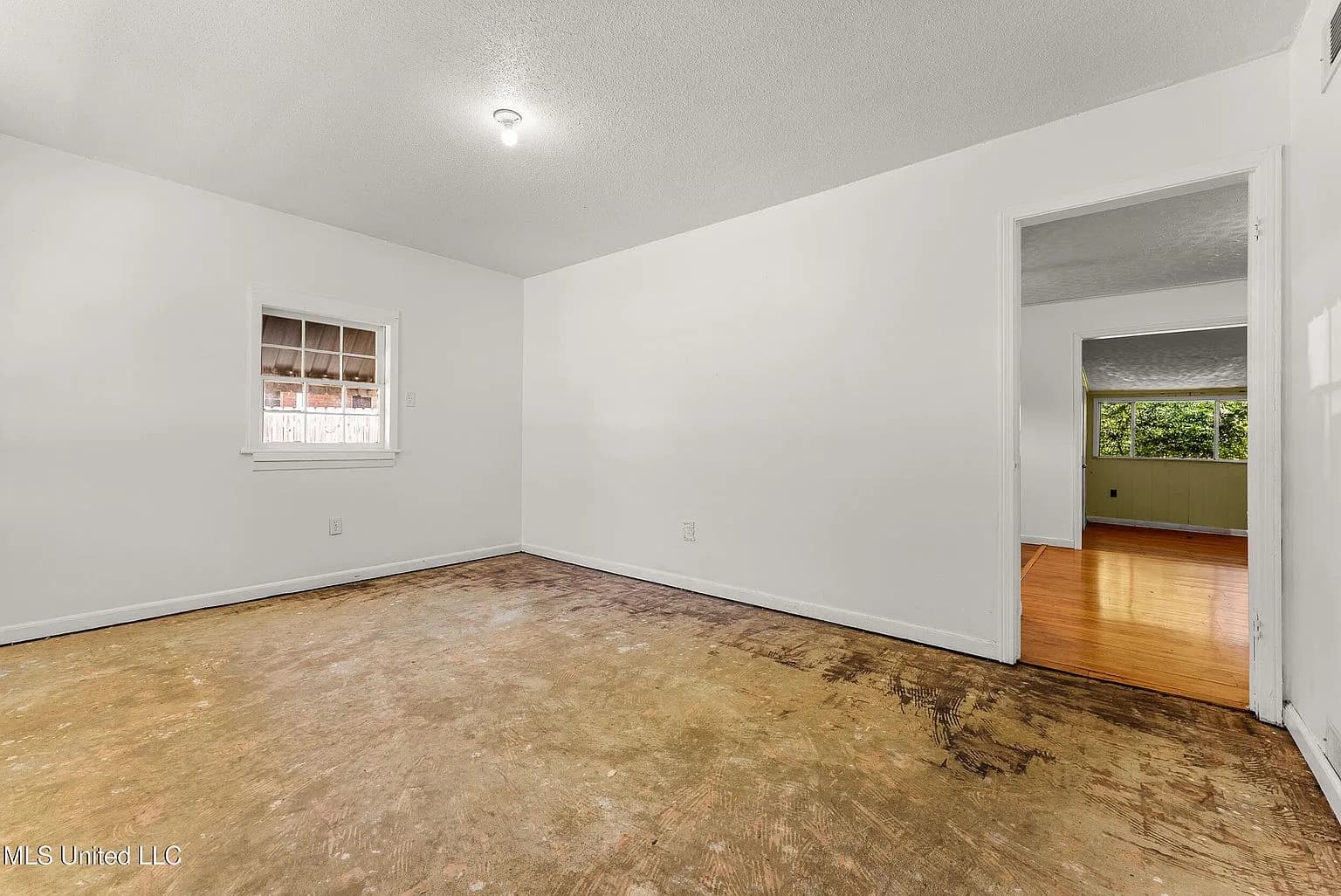1818 Vaught Cir, Southaven, MS 38671 — photo 2