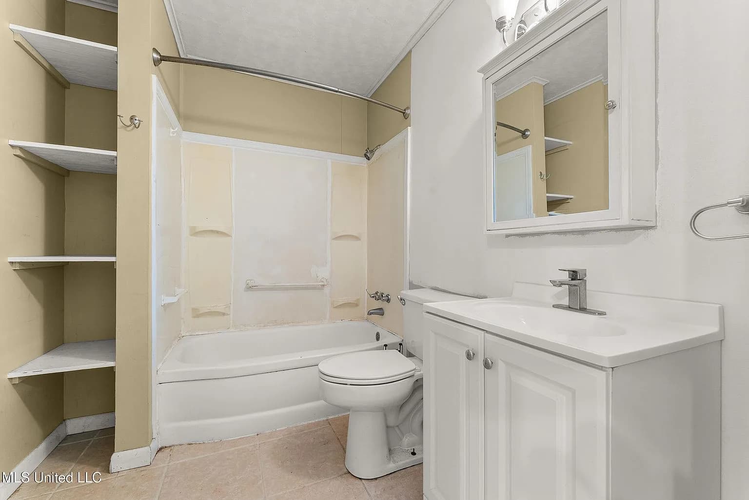 1818 Vaught Cir, Southaven, MS 38671 — photo 17