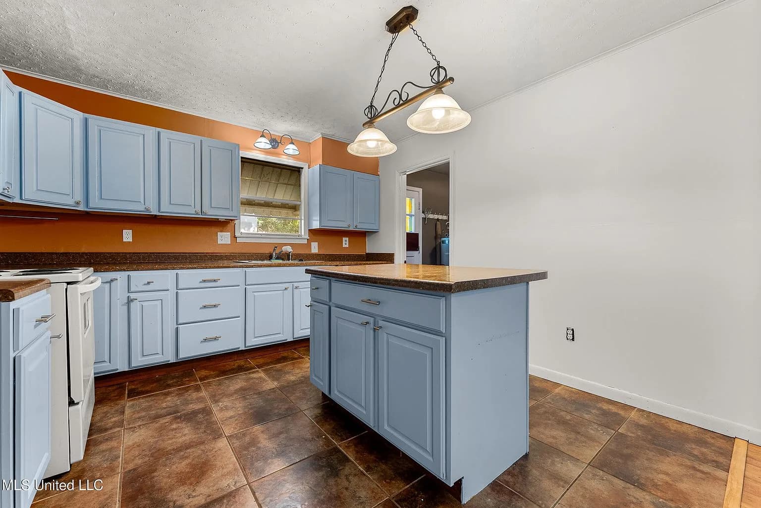 1818 Vaught Cir, Southaven, MS 38671 — photo 8