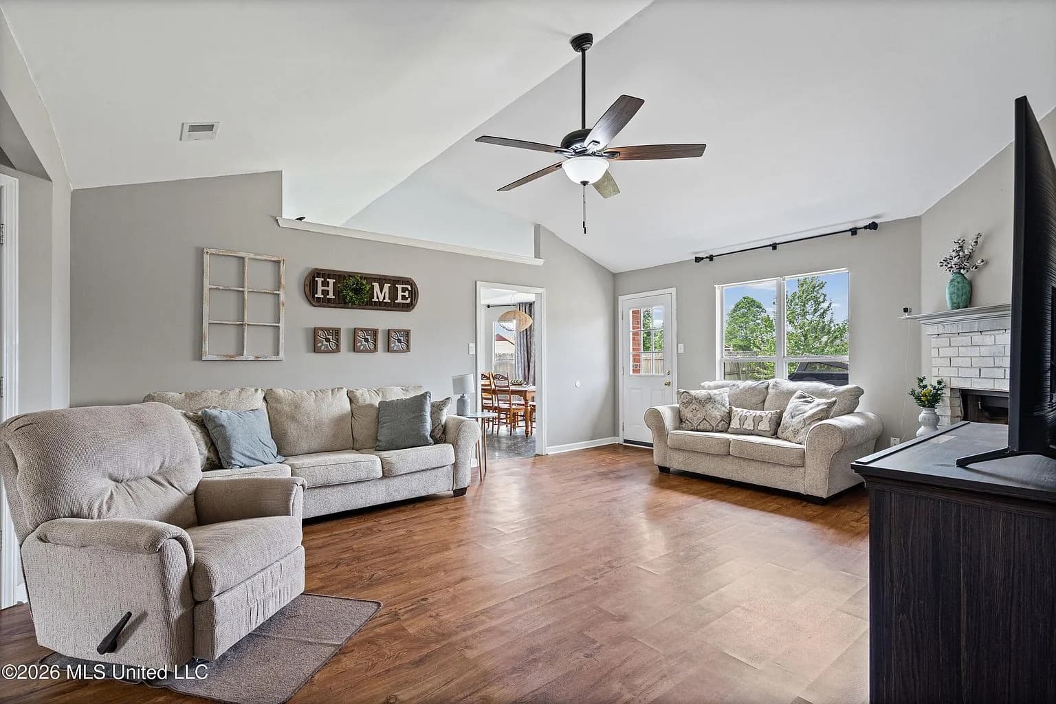 6365 Oak Leaf Dr, Olive Branch, MS 38654 — photo 5