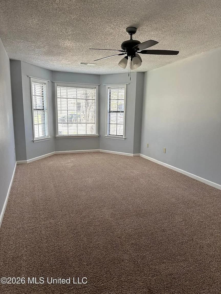 3245 Edenshire Ln, Horn Lake, MS 38637 — photo 3