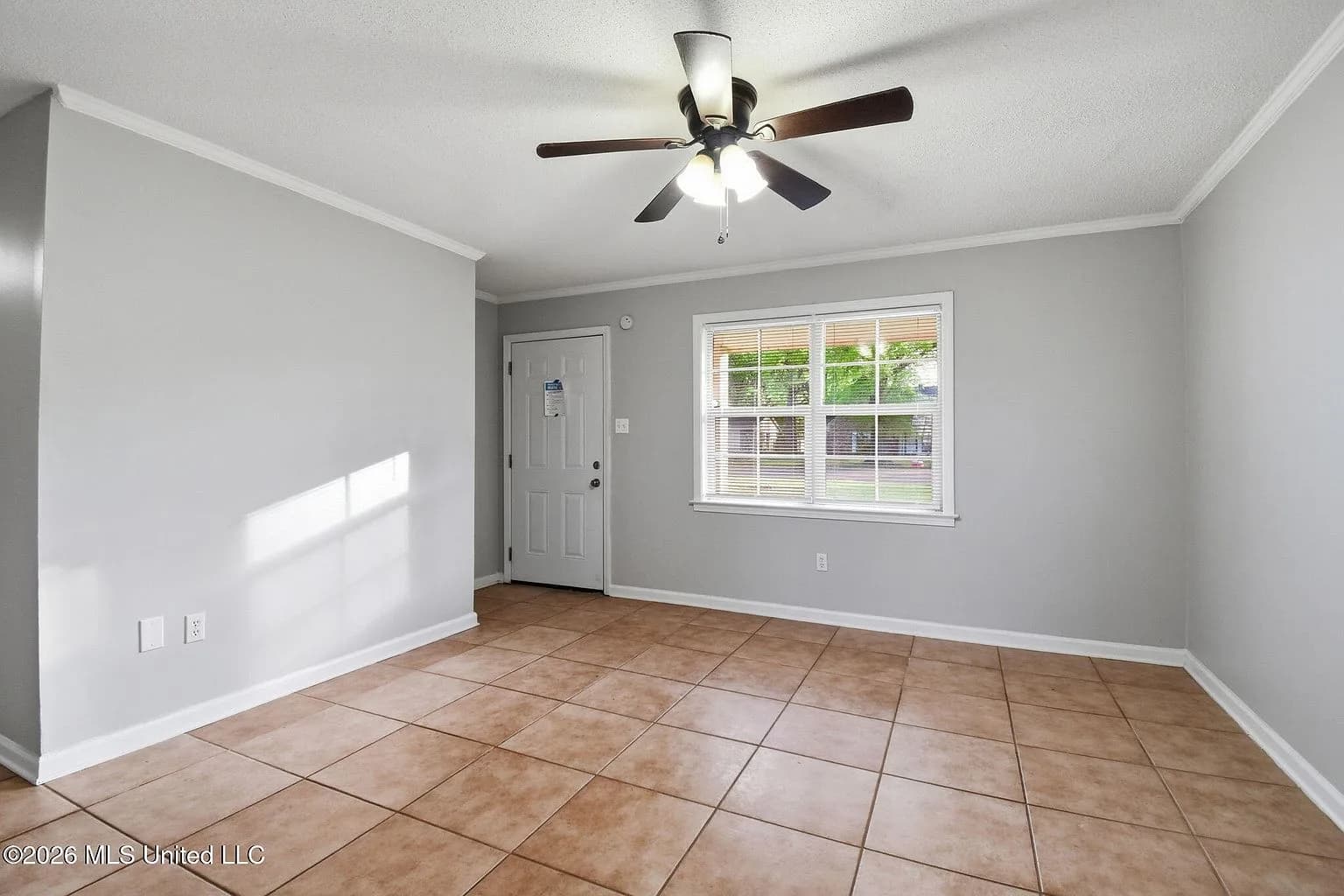 727 Thornwood Dr, Southaven, MS 38671 — photo 2