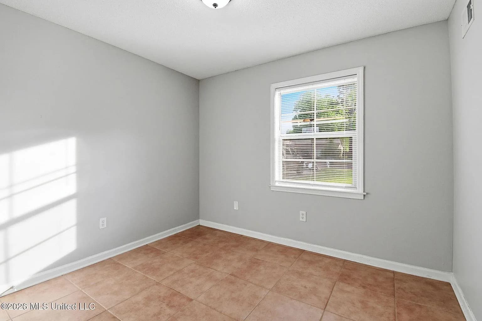 727 Thornwood Dr, Southaven, MS 38671 — photo 12