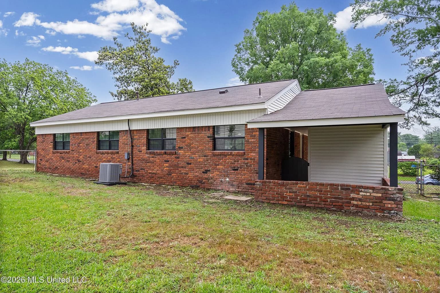 1500 Vicksburg Dr, Southaven, MS 38671 — photo 21