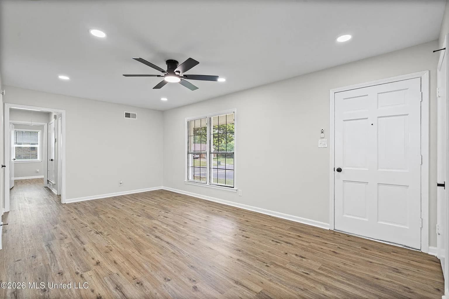 1500 Vicksburg Dr, Southaven, MS 38671 — photo 5
