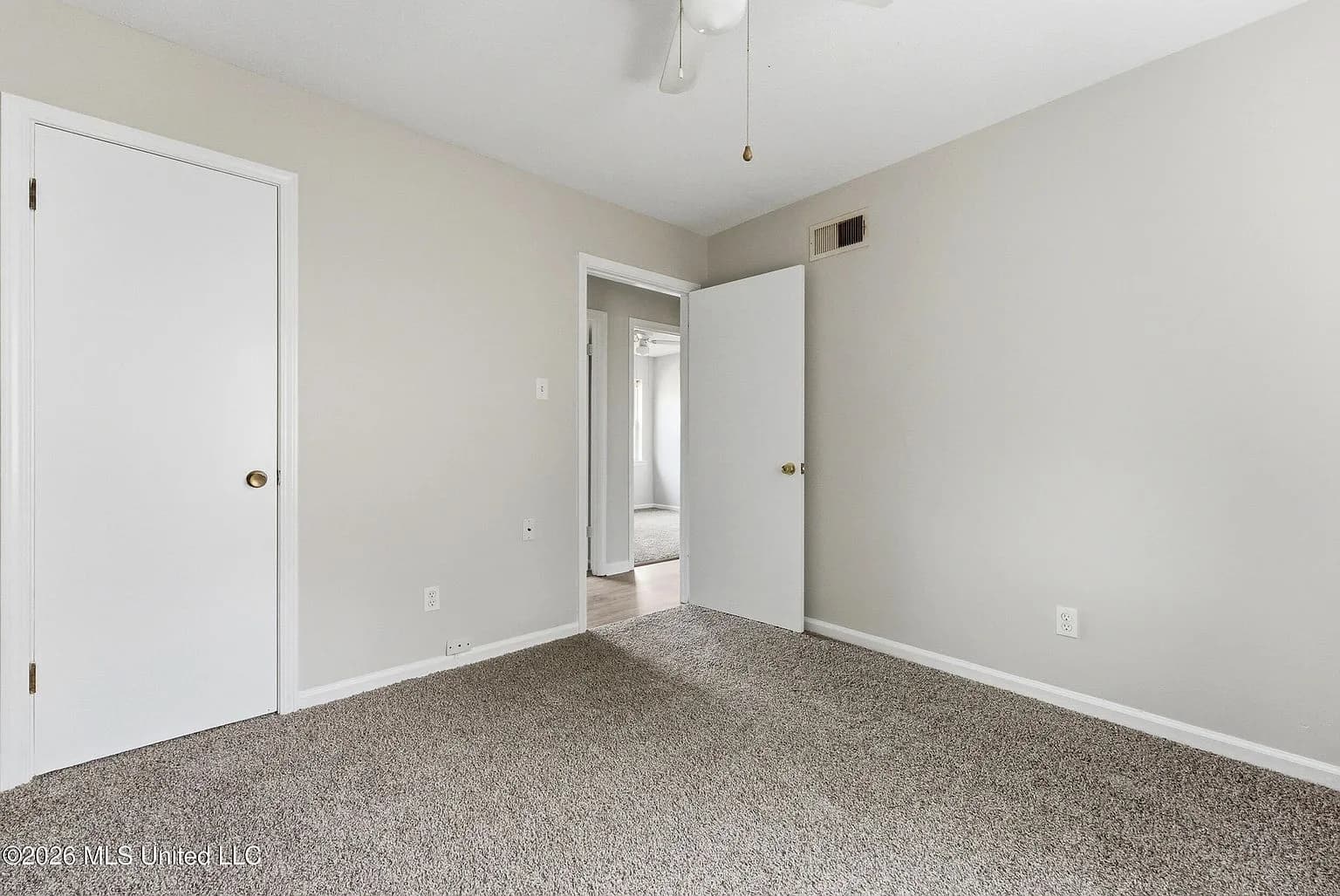 2715 Meadowbrook Dr, Horn Lake, MS 38637 — photo 23