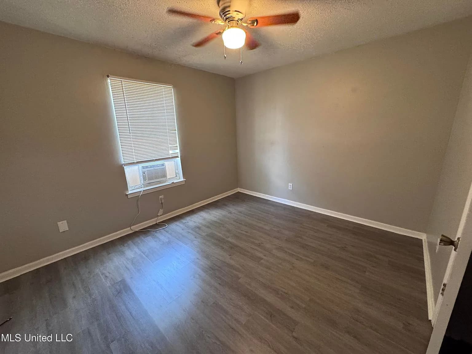 8355 Greenbrook Pkwy, Southaven, MS 38671 — photo 12
