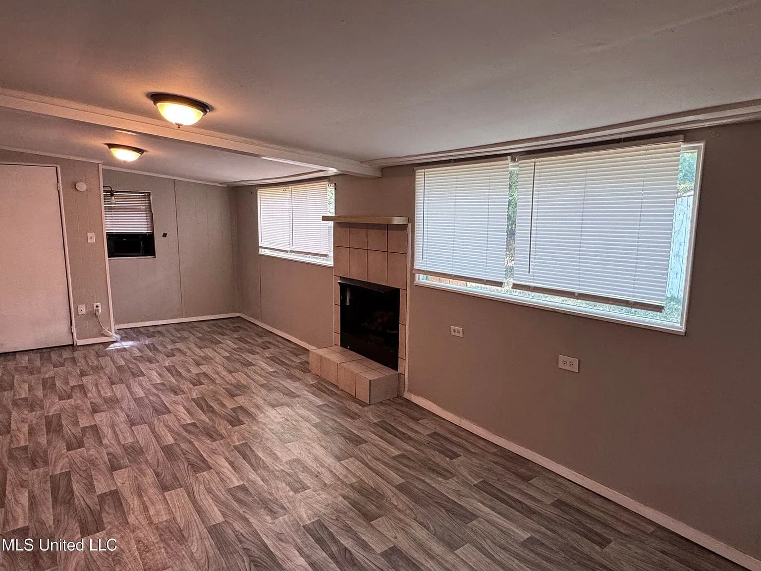 8355 Greenbrook Pkwy, Southaven, MS 38671 — photo 8