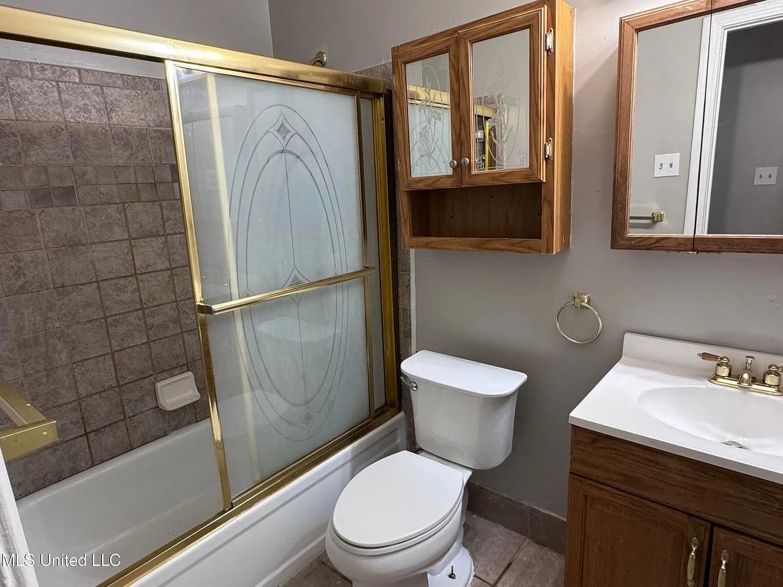 8355 Greenbrook Pkwy, Southaven, MS 38671 — photo 9