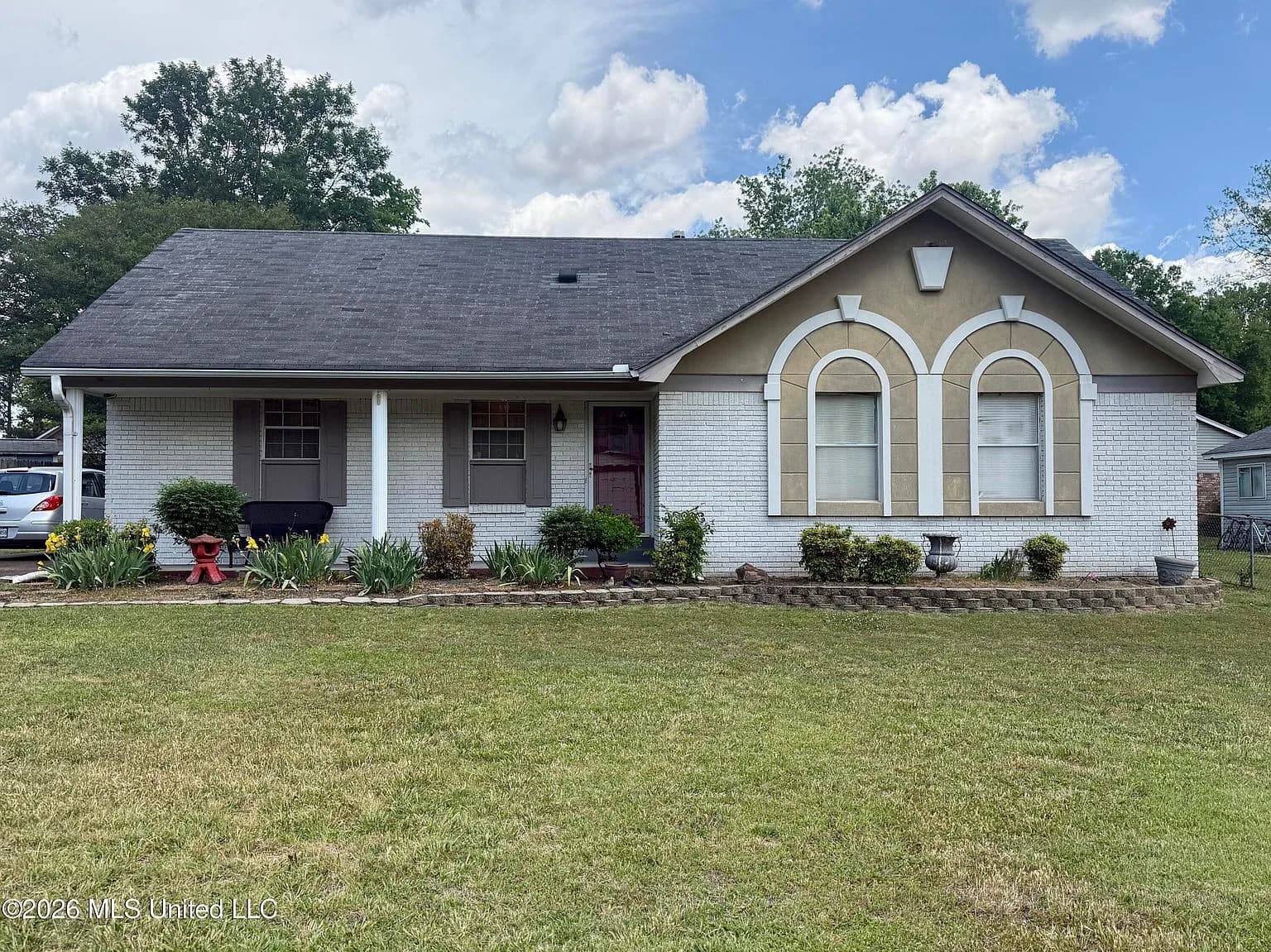 8512 Bridgewood Dr, Southaven, MS 38671